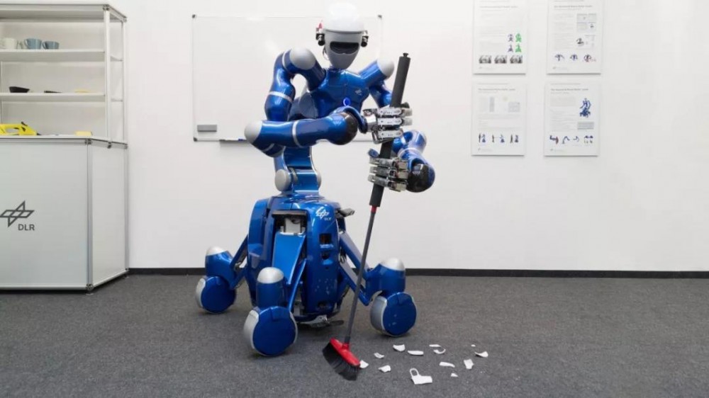 欧洲顶尖实验室研发的这个双足平衡机器人，与