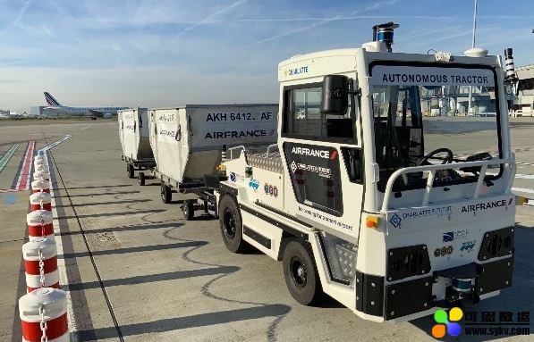 法国航空无人驾驶行李拖拉车，图卢兹机场开始测试